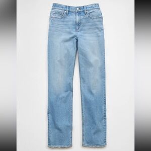 American Eagle Outfitters Light Blue jeans,
Women’s size 18, rarely worn!